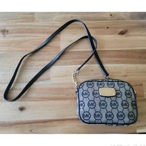 Michael Kors Crossbody